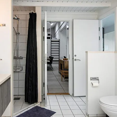 Дом отдыха Three-bedroom In 23 *